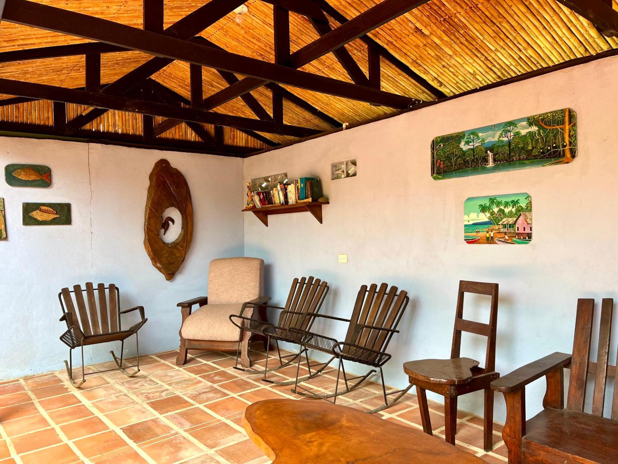 El Clan Hostel Puerto Viejo de Talamanca Exterior foto